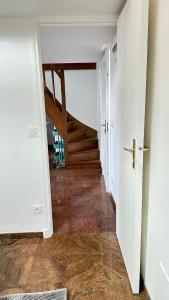 Appartements Mezzanine 17 Rue de la Fraternite 2 chambres avec parking : photos des chambres