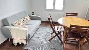 Appartements Mezzanine 17 Rue de la Fraternite 2 chambres avec parking : photos des chambres