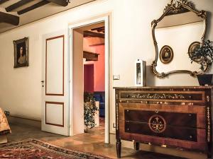Junior Suite with Garden View room in Locanda Il Pino