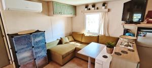 Bungalow Camping 4 etoiles, 6 personnes, climatisation, parking, piscine, Wi-Fi