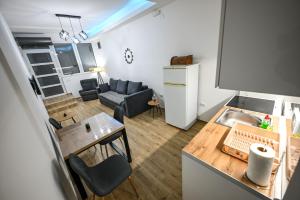 STAN na DAN MITIC FREE PARKING