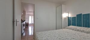 Maisons de vacances Locations LAC VERDON Climatisation : photos des chambres