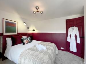 Boutique Double Room in Terrace Home - University Hospital City Centre