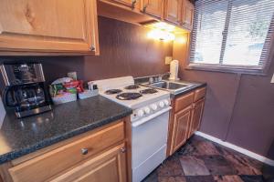 Fawn Valley Inn- Cabana apts