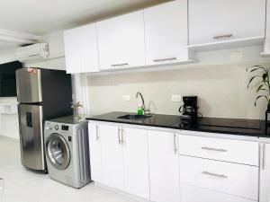 Estudio con buena ubicación y aire acondicionado