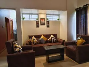 Galaxy Homestay 4Bhk - Malavalli
