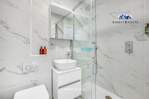 Premium Deals ! Weekly Secure ! Bright and Stylish One Bedroom Flat by Direct2hosts ! London W3 7LU, United Kingdom ! Nancy Properties Short Lets & Serviced Accommodation!