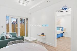 Premium Deals ! Weekly Secure ! Bright and Stylish One Bedroom Flat by Direct2hosts ! London W3 7LU, United Kingdom ! Nancy Properties Short Lets & Serviced Accommodation!