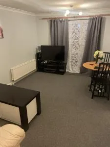 Walmsley apartments - Brent