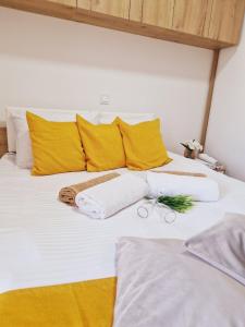 Urban Garden Apartment