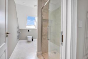 Travard at Heathrow 384