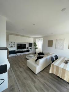 Appartements Elegance et confort-vue sur la cathedrale - Parking : photos des chambres