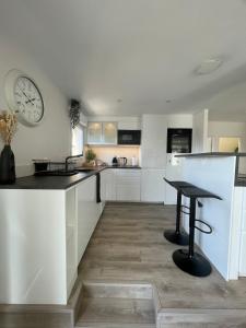 Appartements Elegance et confort-vue sur la cathedrale - Parking : photos des chambres