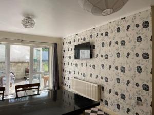 Eastenders Guest Home