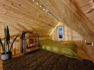 Atostogų namelis SAMANOTA PAMIŠKĖ su kubilu ir pirtimi