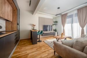 Cozy Coastal Bliss 2