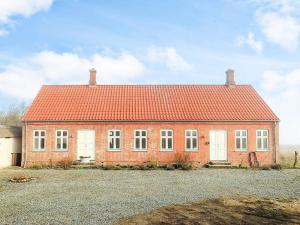 8 person holiday home in Roslev