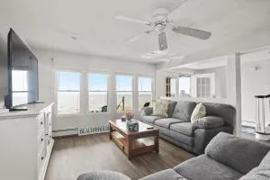 Pet Friendly Milford Beachfront Home - 米尔福德 Pet Friendly Milford Beachfront Home - 米尔福德