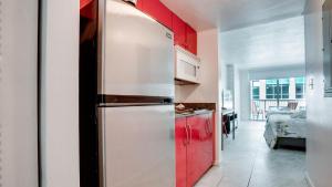 Upscale Brickell Stay and free Parking