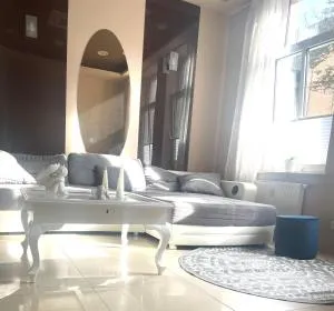 Wohnen im Beauty Salon- im Herzen von Greven - 施泰因富尔特