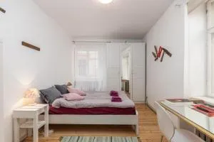 The Famous Latvians - Katlakalns