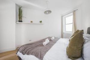 Great Eastern 2 by Artsy