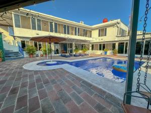 Surf City-Atami Solárium beach house near el Tunco