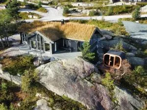 Holiday home in Vrådal with swimming pool - Fjone