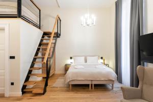 Design Flower Square Quadruplex