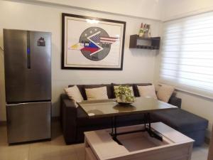 The SPLENDOR Comfortable living by Awsom Phil