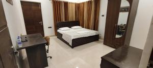 Luxury Villa, 5 Min DLW, 10 Min Station & BHU