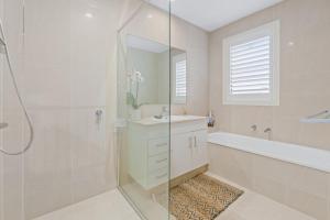 Abbys Burleigh Haven Unit 2