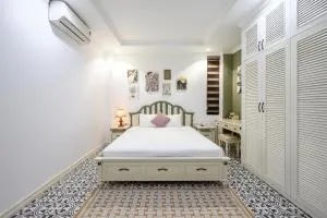 Luxe Paradise Suites Dich Vong Hau - Hanoi