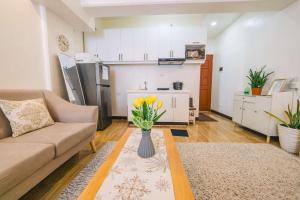 JYL Royal Oceancrest Mactan Condo Staycation