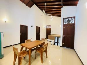 Emerald Villa