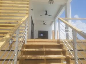 Modern Luxe Villa With Pool and Steps to Secret Beach Sleeps 8