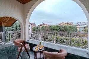 SaffronStays Sun Villa