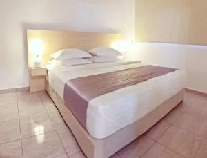 Kids Friendly Homestay Bangi Free Wifi Netflix Pool Dryer Washing Machine Kitchen - Kampong Batu Enam