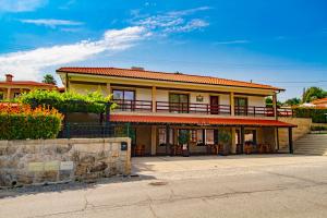 Casas das Pedrinhas by Paisagens Inéditas