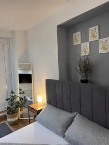 M & E Ferienwohnung - باد ميرجينثيم