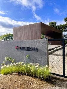 BugenVilla Bandung, 4BR, Heated Swimming Pool