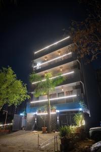 Manzana Studios