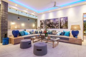 Spacious 4 BR villa Seminyak garden and pool