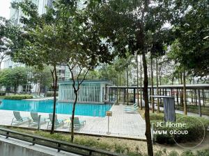 Medini Signature Best Vacation l Pool View 4 pax