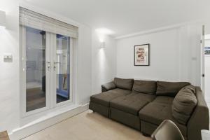 Stylish 2BR Clerkenwell Apartment Private Outdoor Space