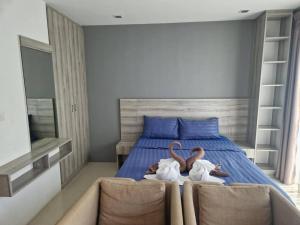 Grandblue condominium 602