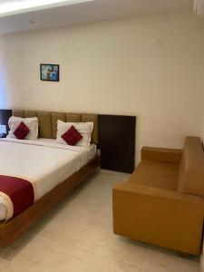 Balaji Gold Inn, Hubli