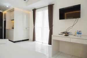 Elegant and Restful Studio at Casa De Parco Apartment By Travelio