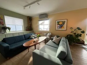 Family-friendly house close to nature - Rotnes