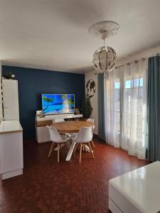 Appartements apartment, swimming pool, tennis, parking : photos des chambres